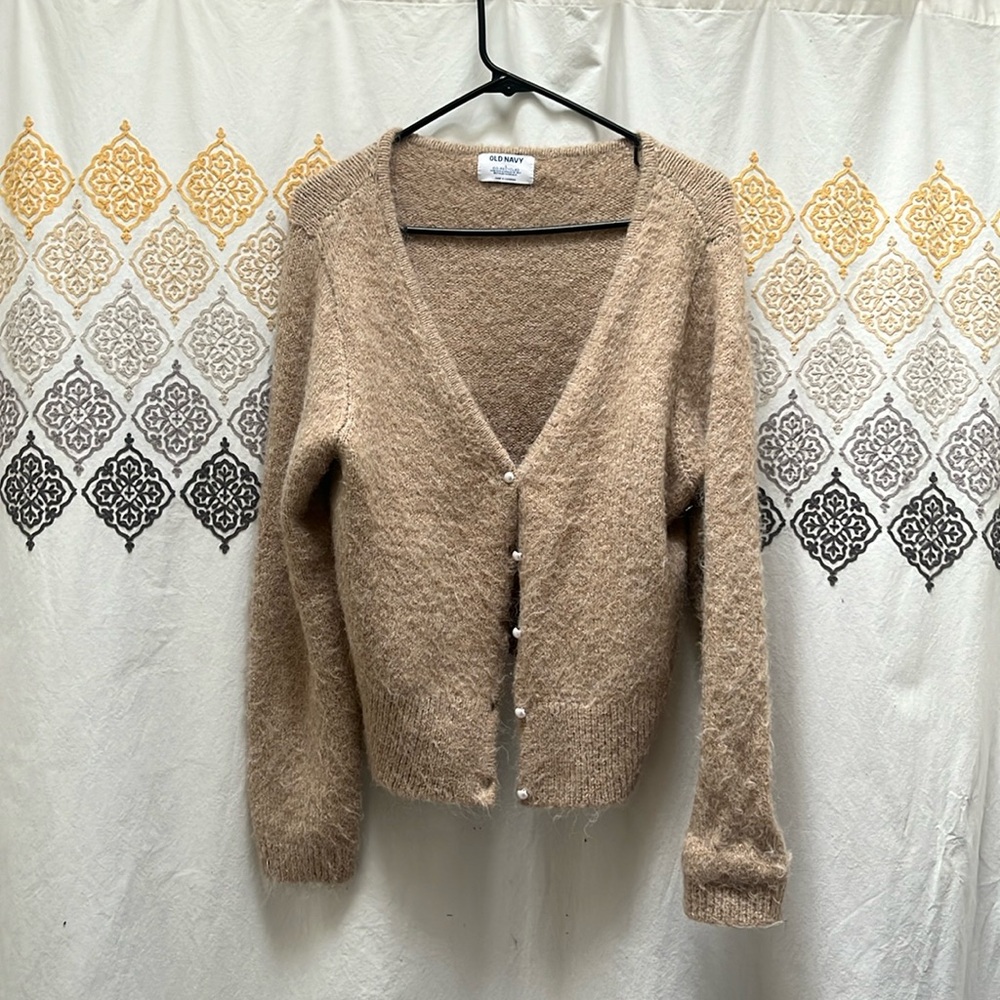 Old navy pearl button cardigan